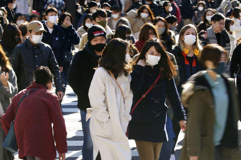 新冠肺炎疫情肆虐日本，同时重创经济，许多人因此丢掉工作。 图／美联社(photo:UDN)