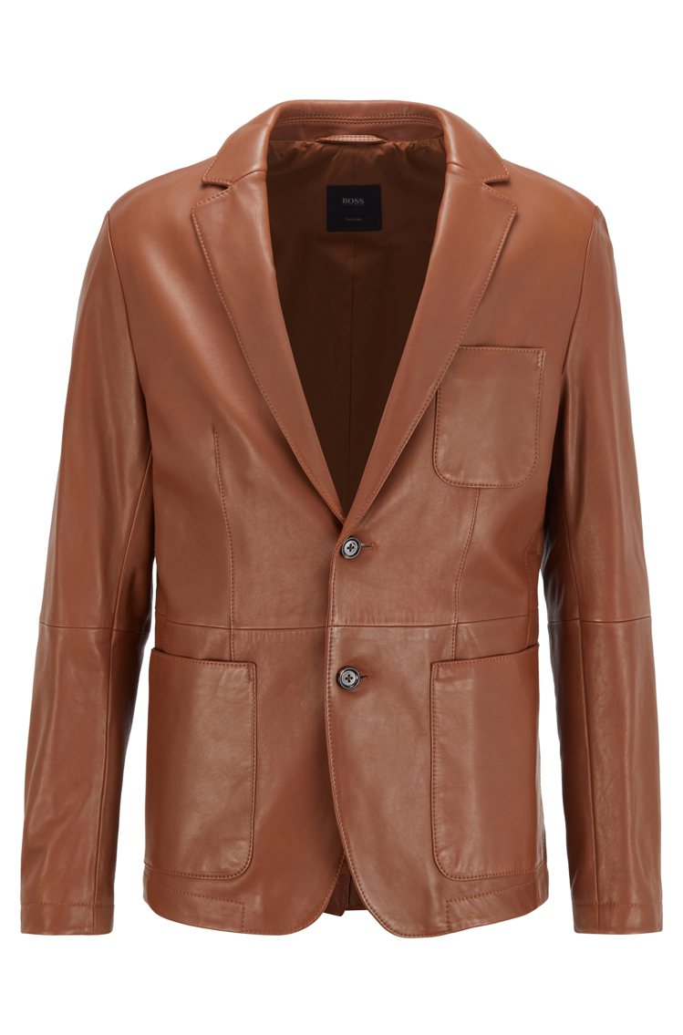 棕色西裝式小羊皮革外套，52,900元。圖／BOSS提供