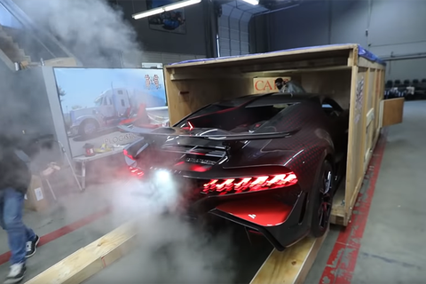 1.5億售價的Bugatti Divo開箱影片！這還只是車主其中一輛Bugatti