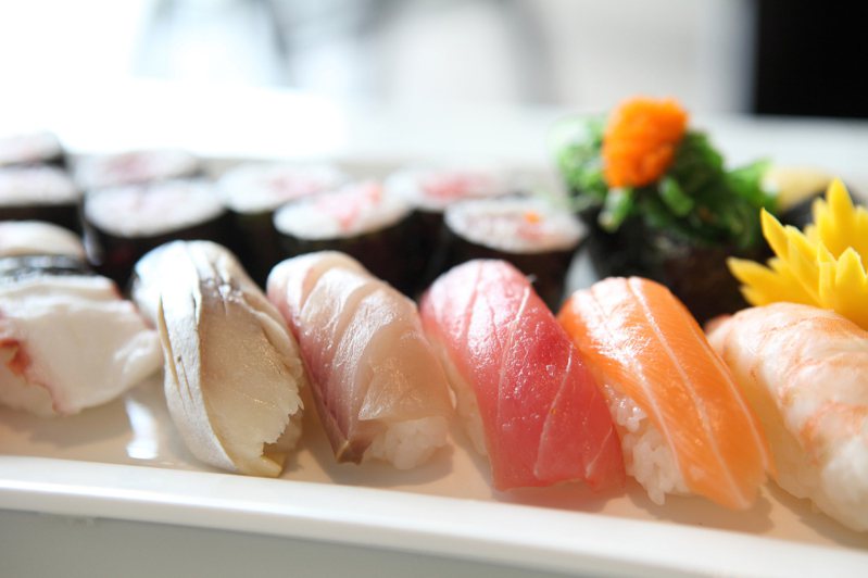 壽司是日本代表美食，而透過吃壽司的選擇，也能看出一個人的性格。圖片來源／ingimage