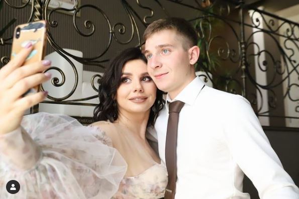 两人在去年7月结婚。 图撷自巴曼雪娃Instagram(photo:UDN)