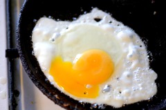 營養師揭「8種常見蛋料理」熱量 冠軍曝光網友超意外