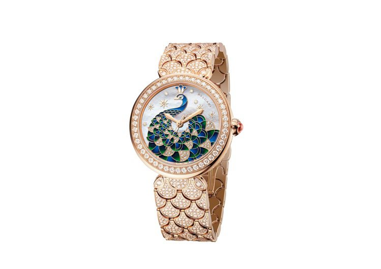 DIVAS’DREAM PEACOCK DIAMONDS玫瑰金鑽石腕表，292萬9,000元。圖／寶格麗提供