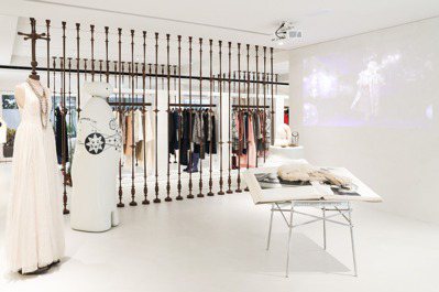 JAMEI CHEN大安概念店  悠然空間讓服裝是移動的風景