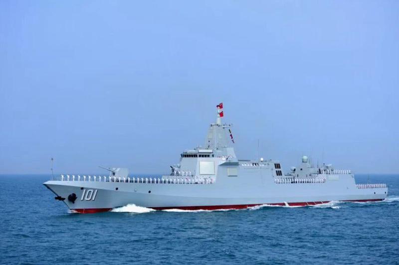 被大陸網友稱為「大驅」的共軍首艘055型驅逐艦「南昌號」。圖／取自新華網