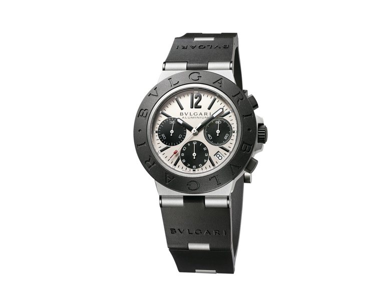 BVLGARI Aluminium系列鋁合金計時腕表，13萬1,600元。圖／寶...