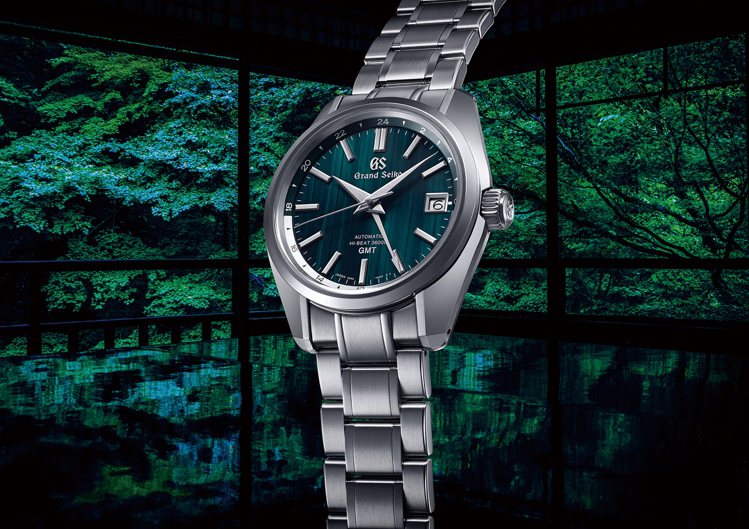 Grand Seiko亞洲限量款SBGJ241兩地時區腕表，限量700只，約21萬元。圖／Seiko提供
