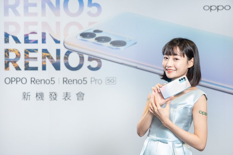 OPPO Reno5 5G系列強打人像錄影功能。圖／OPPO提供 陳立儀