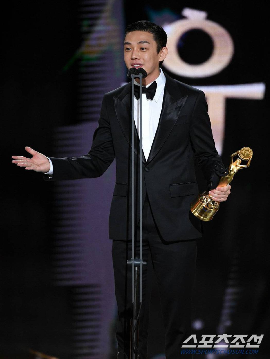 劉亞仁年僅34歲已經擁有兩個青龍獎影帝獎座。圖／摘自朝鮮體育