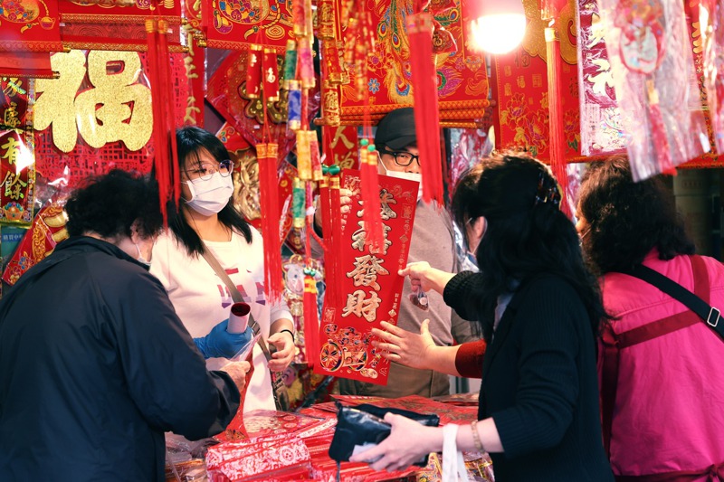 台灣家庭結構逐漸改變，傳統過年習俗也逐漸鬆綁。圖／聯合報系資料照片