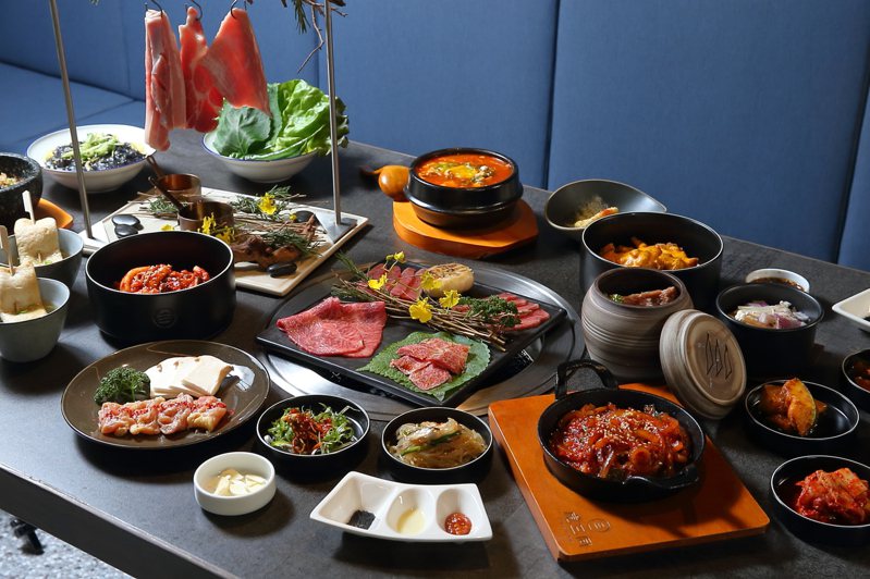 虎三同提供韓式烤肉套餐與多款韓食料理。記者陳睿中／攝影