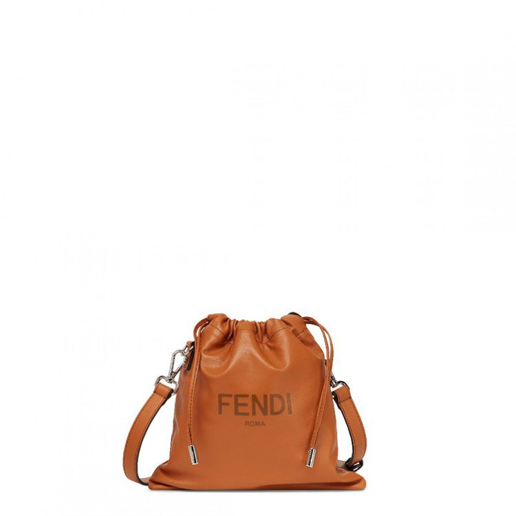 FENDI Pack Small束口包，41,000元。圖／FENDI提供