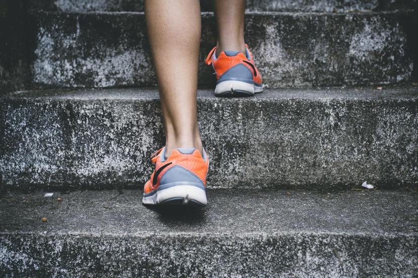 爬樓梯是一項很好的有氧運動，除了能增加體力，也能加強下半身肌肉力量 圖／unsp...