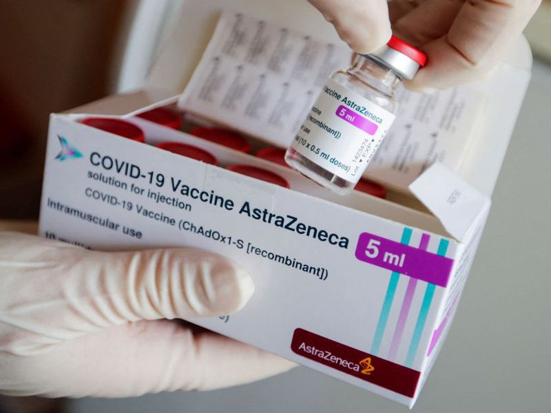 AZ疫苗引發的血栓事件持續擴大，繼歐洲多國之後，德國、法國也宣布暫停施打。法新社