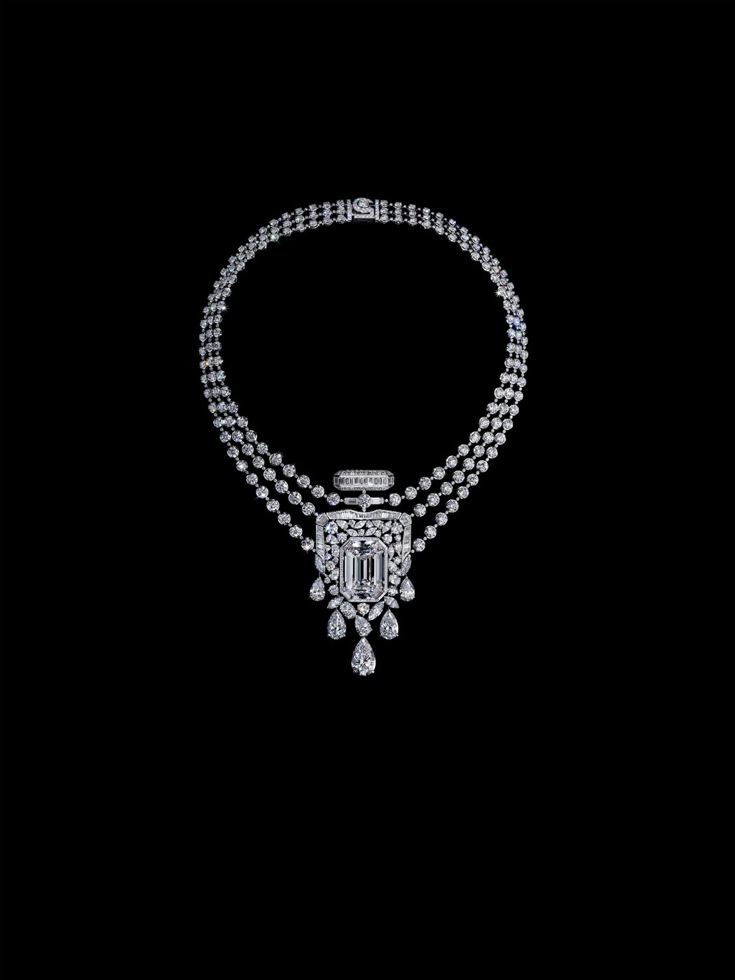 N°5頂級珠寶系列中，最具代表性為55.55克拉項鍊。圖／香奈兒提供