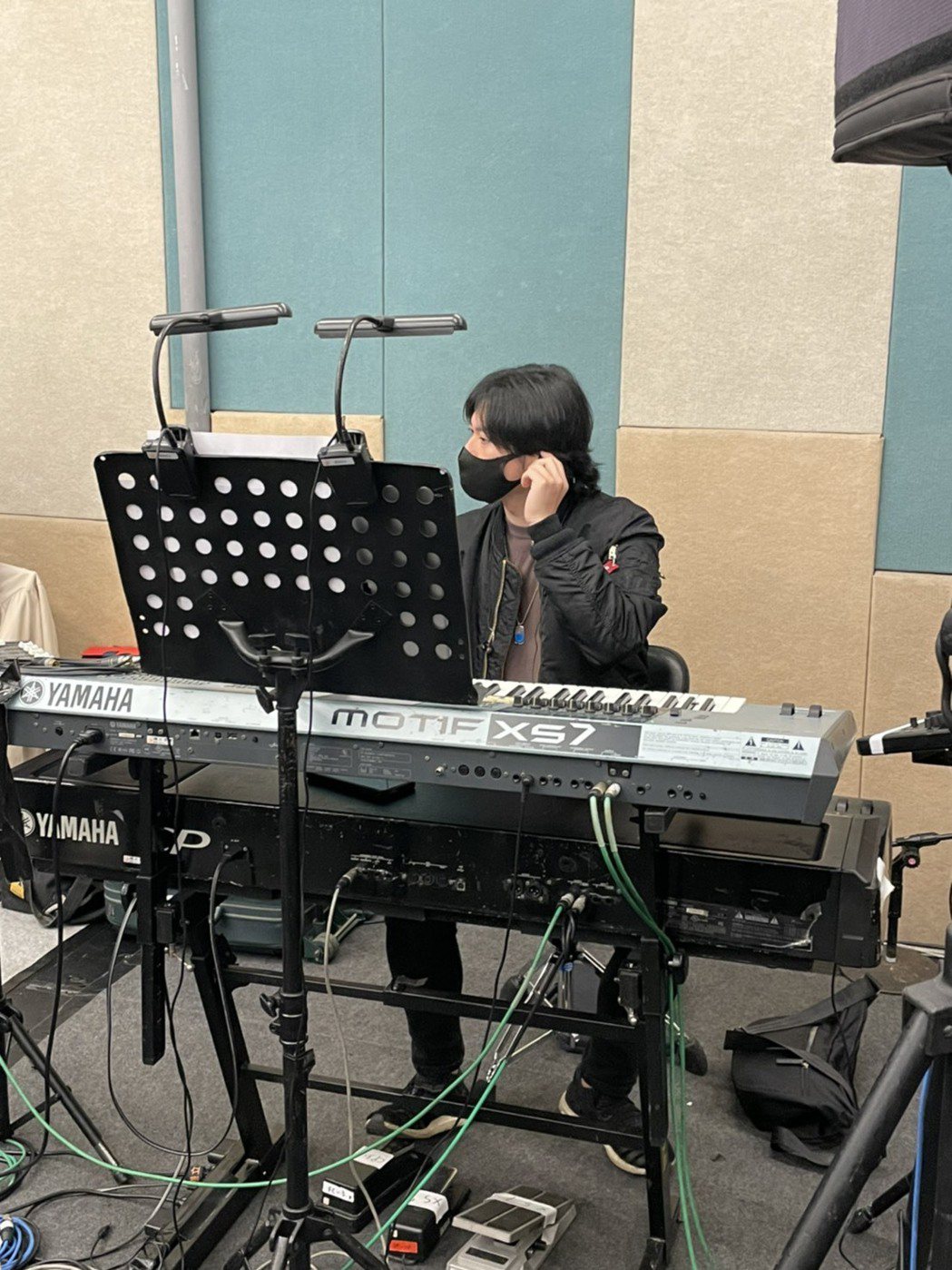 施孝榮大兒子施孝庸這次擔任「民歌46高峰會」演唱會鍵盤手。記者王郁惠／攝影