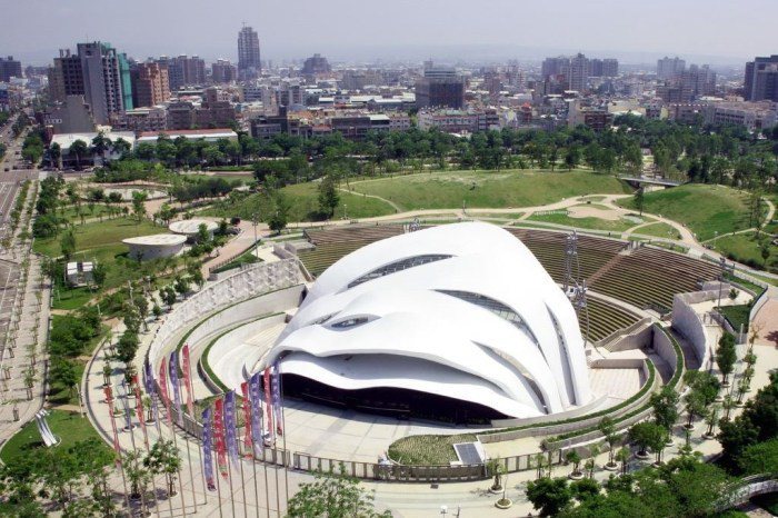 圓滿戶外劇場是全台最大的戶外環形劇場。 圖／臺中市政府觀光旅遊局