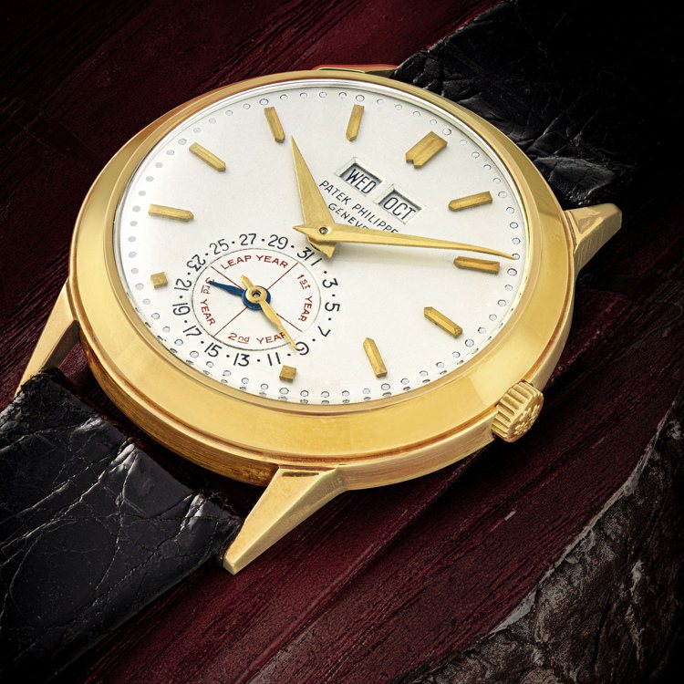 佳士得將拍賣獨一無二的ALAN BANBERY百達翡麗型號 3448J「無月相顯示」原型版腕表，配閏年顯示，估價2,480萬港元起。圖／佳士得提供
