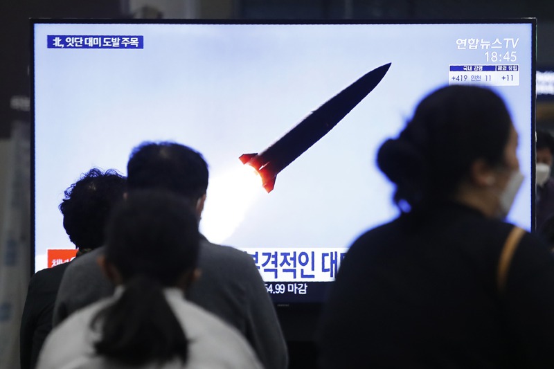 北韓當局21日與25日分別試射巡航飛彈以及彈道導彈。美聯社