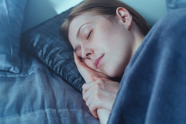 睡不好，百病叢生，可補充色胺酸、GABA、維生素B群（B3、B6、B12、葉酸）、鎂或是維生素A、C、E等抗氧化物助眠。圖／ingimage