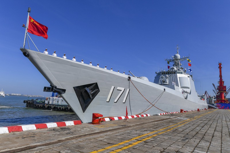 素有「中華神盾」美譽的中共海軍海口艦。中新社