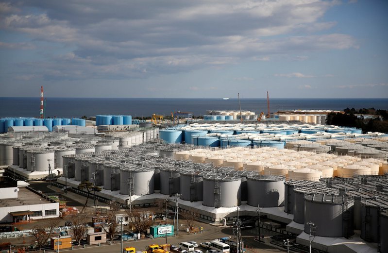日本政府拍板將福島第一核電廠產生、​含氚的輻射汙染處理水稀​釋後排入海中。路透