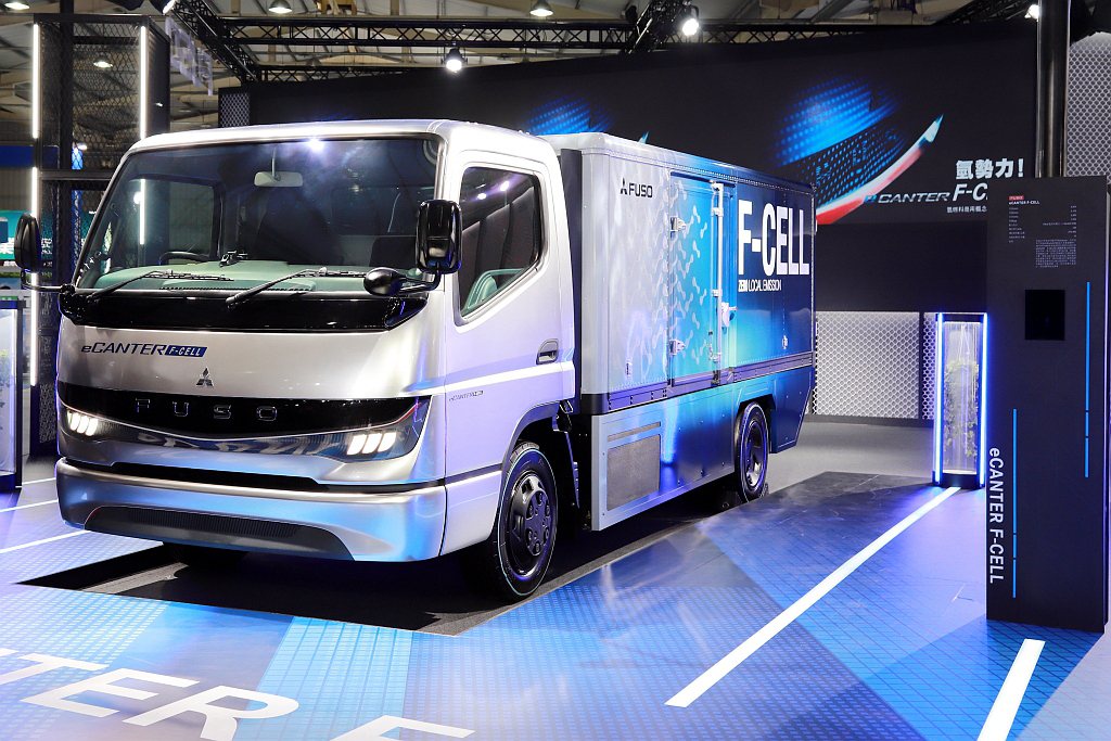FUSO eCANTER F-CELL氫燃料商用概念車，首度發表於2019年東京...