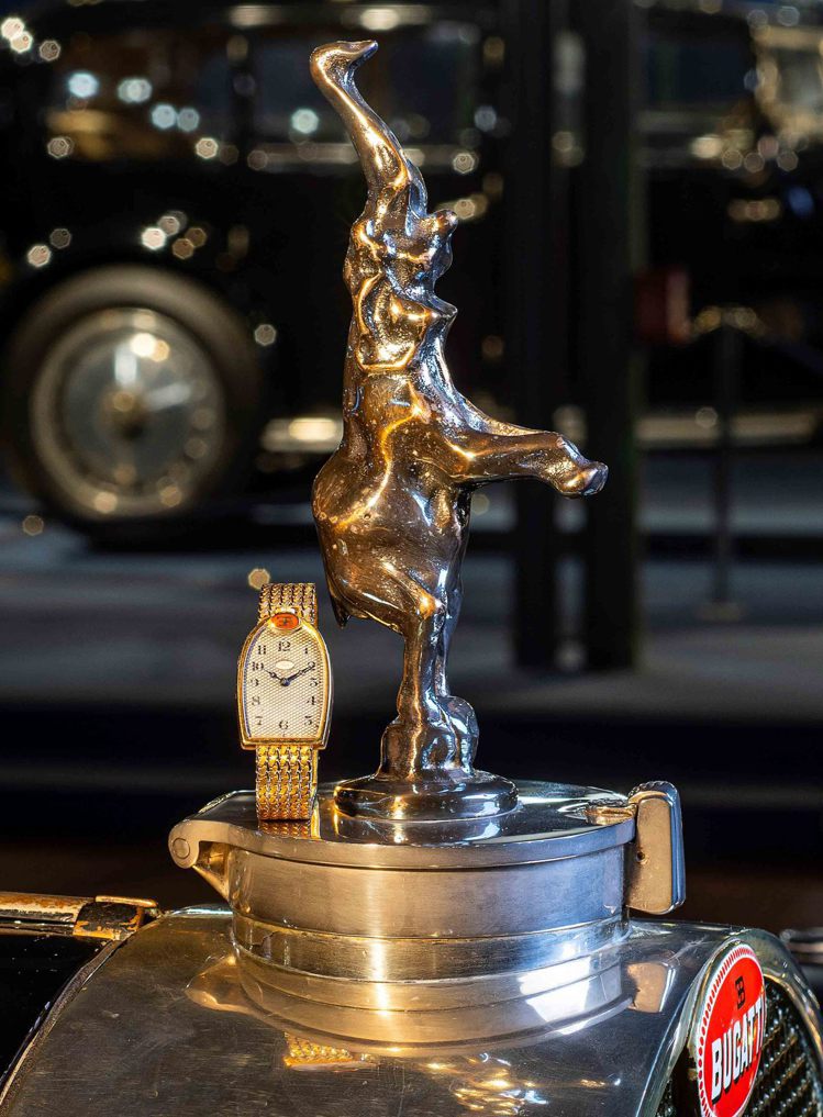 近期甫落槌的Stanislas Machoïr拍賣會上，一只1930年代的MIDO古董手表以27萬2,800歐元成交，折合台幣約922萬4,600元。圖 / MIDO提供。