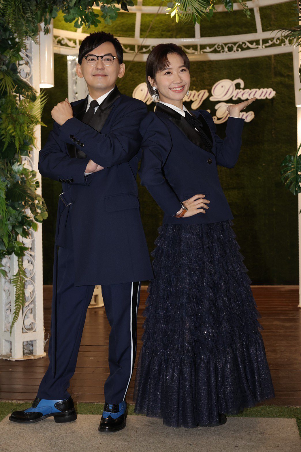 黃子佼(左)和Lulu第2次搭檔主持節目。記者李政龍／攝影