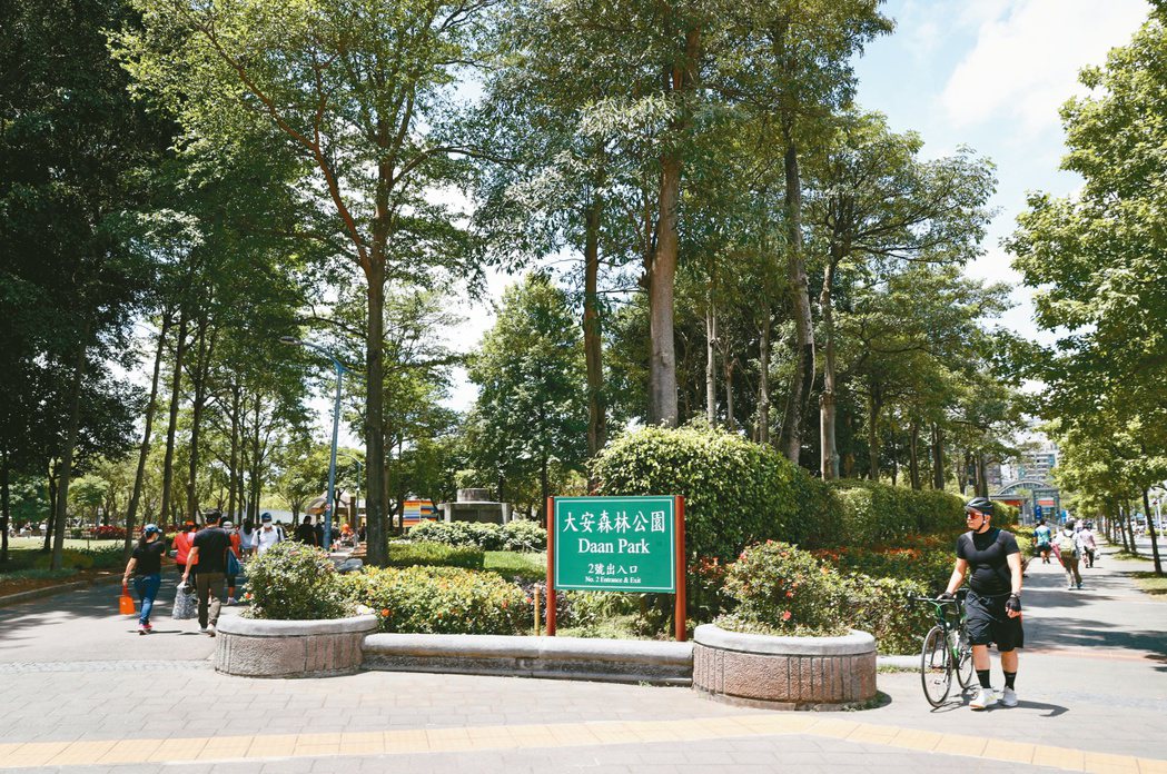 台北市復興瑞安商圈因屬市中心核心蛋黃區，加上與大安森林公園為鄰，且交通、生活機能...