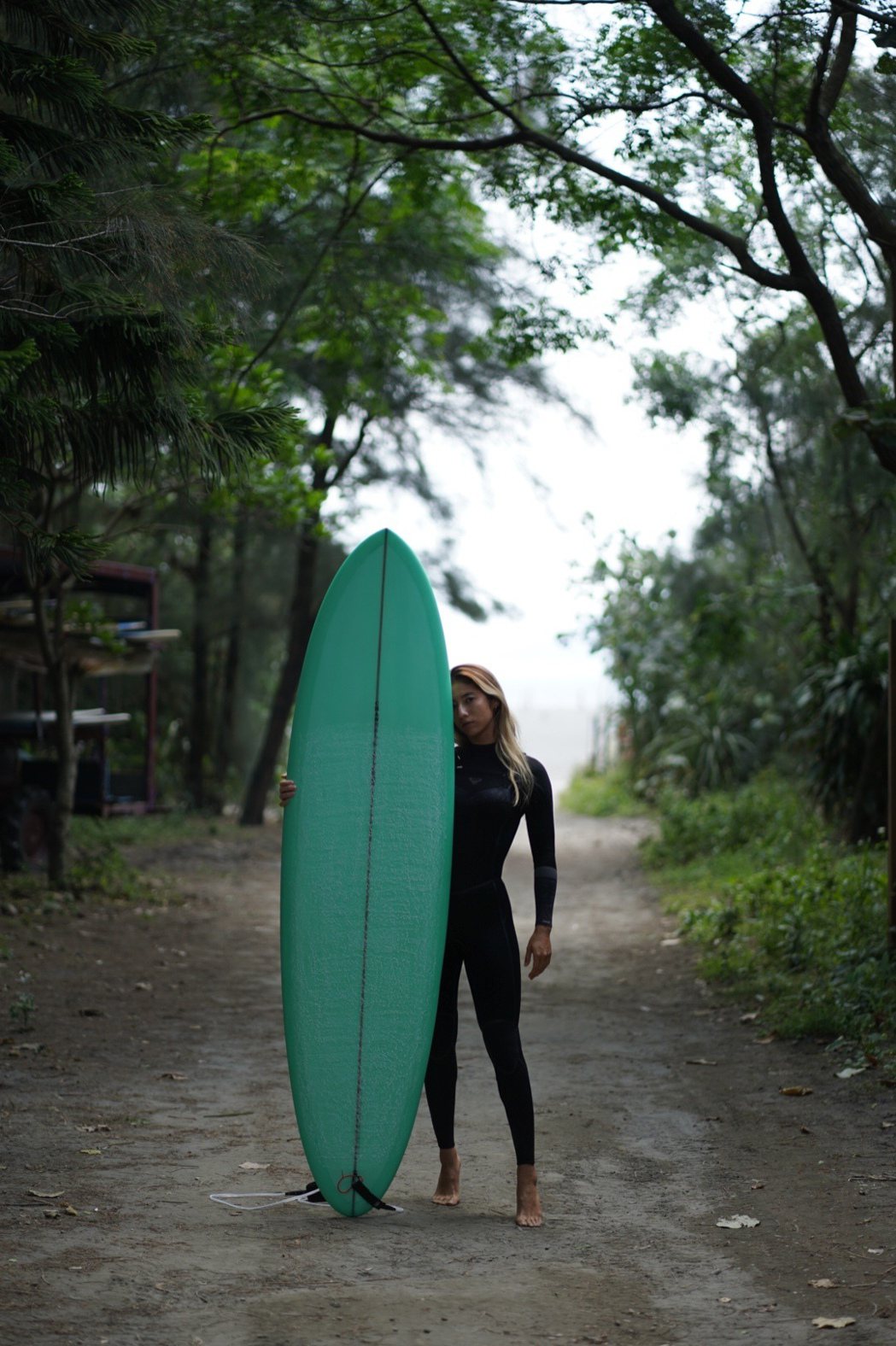 瑞瑪席丹今年生日送給自己一趟墾丁之旅與一個全新的「衝浪板」。圖／彥恩國際提供