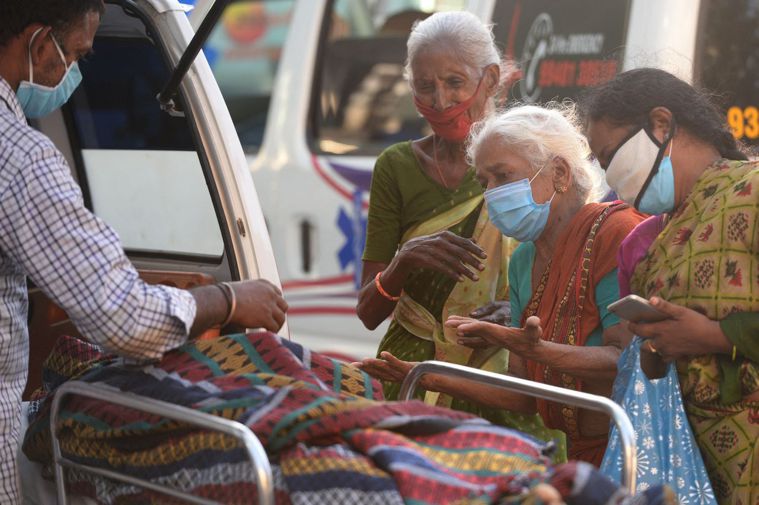 印度今天通報，新增41萬2262人確診新冠肺炎、3980人病歿，雙雙創單日新高紀...