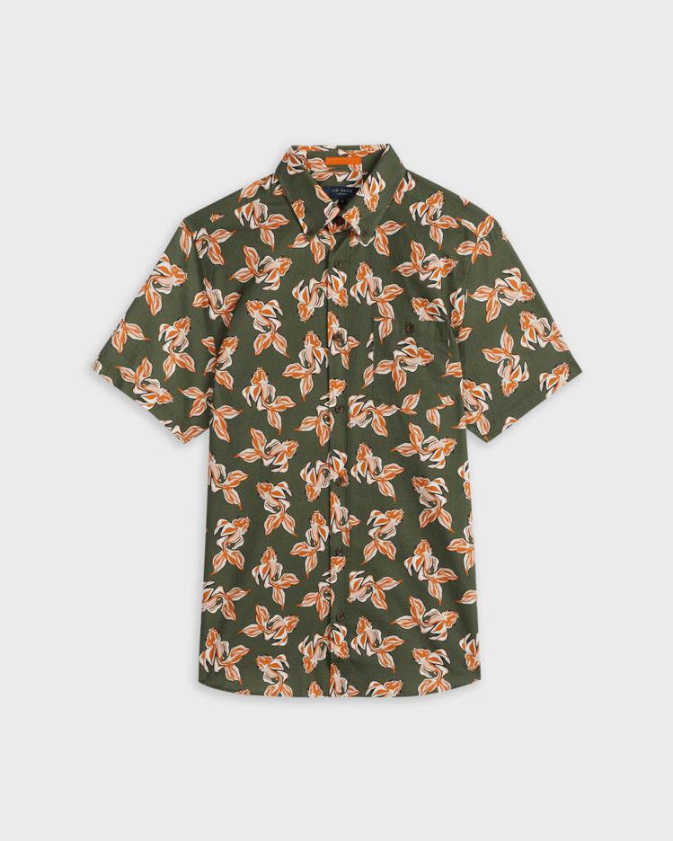 POKEE金魚印花亞麻襯衫，4,980元。圖／Ted Baker提供