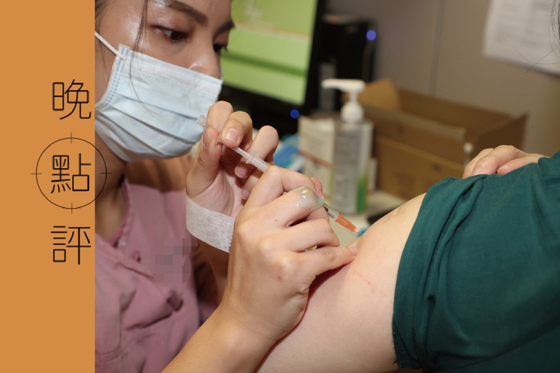 AZ疫苗現在民眾預約接種、詢問度都升高。記者曾吉松／攝影