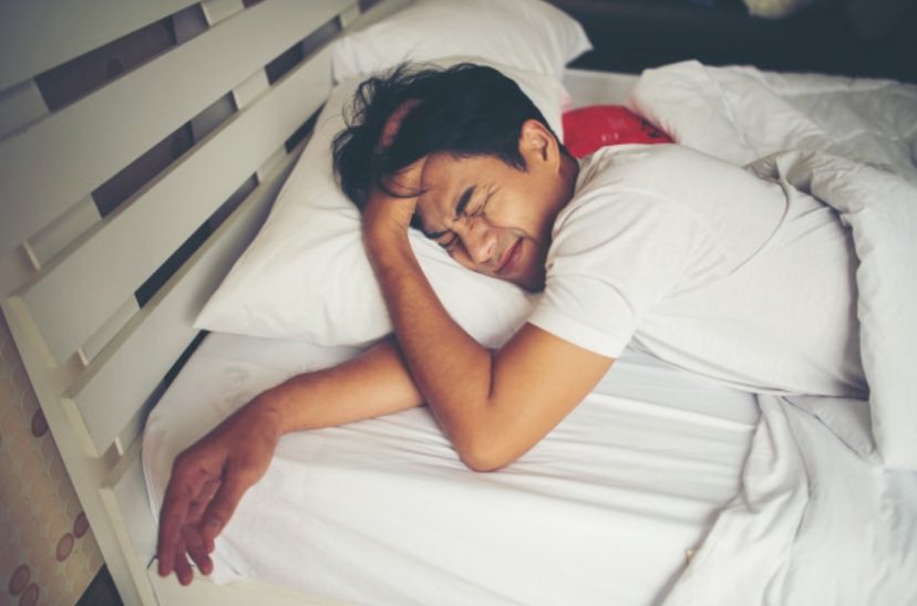 睡眠中的癲癇和快速動眼睡眠行為障礙不算罕見，但兩種病況同時出現則較少見。 圖／f...