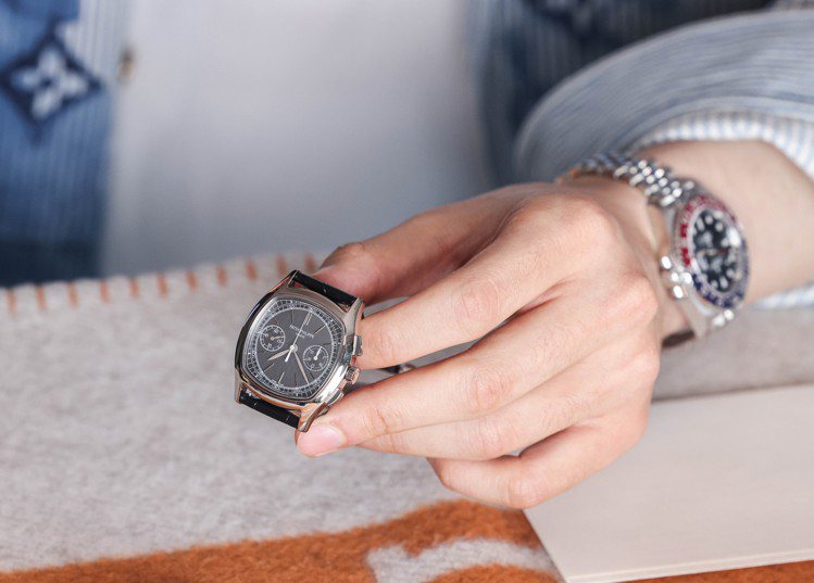 百達翡麗的3670腕表，是表廠與藏家的珍貴情意的見證。攝影／吳致碩