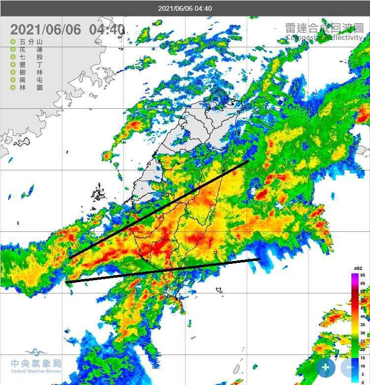 南台灣上空的雨帶很強。圖／取自鄭明典臉書