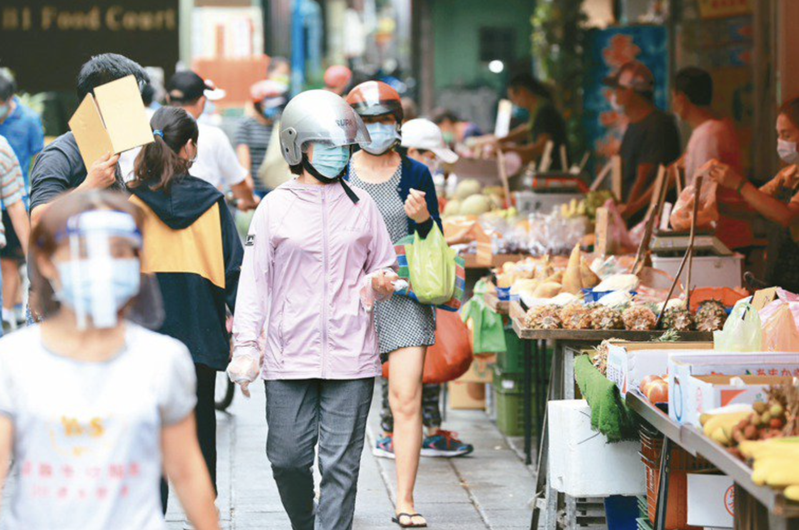 北市分流採買第二日，濱江市場少了一半的人潮；照片為市場示意圖。記者林伯東／攝影