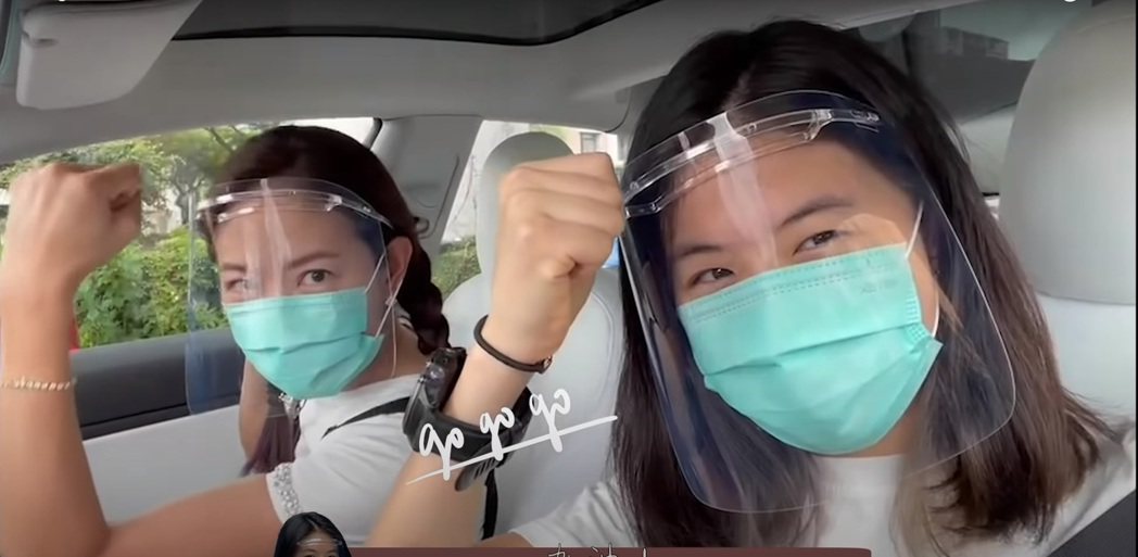 女兒同學跟賈永婕一起送物資到醫院，也記錄下賈永婕的一天。圖／擷自YouTube