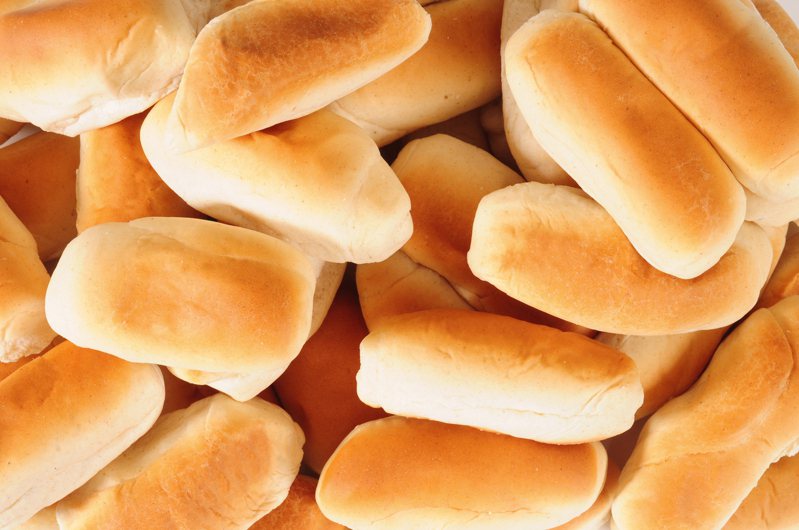 有網友表示，自己想尋找一款外觀為圓形、吃起來有奶香味的「古早味麵包」，話題引發討論。 示意圖／ingimage