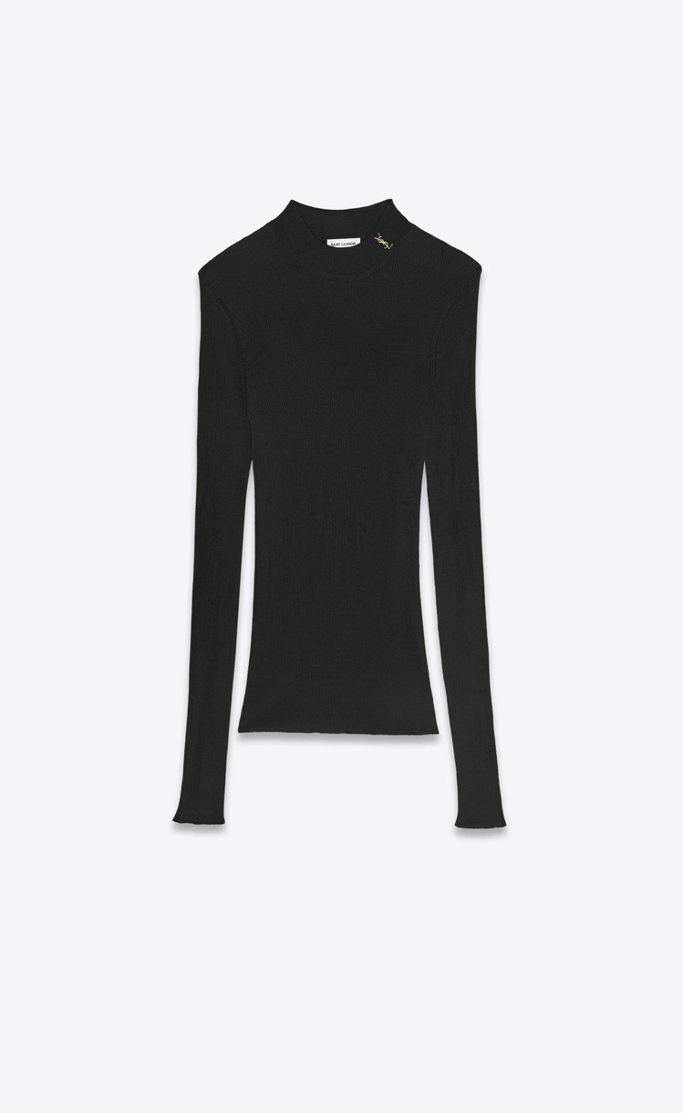 YSL標誌黑色羅紋緊身上衣，40,000。圖／Saint Laurent提供