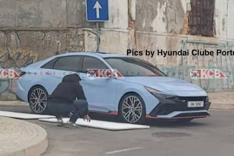 N Performance性能新成員　全新Hyundai Elantra N無偽裝實車曝光！