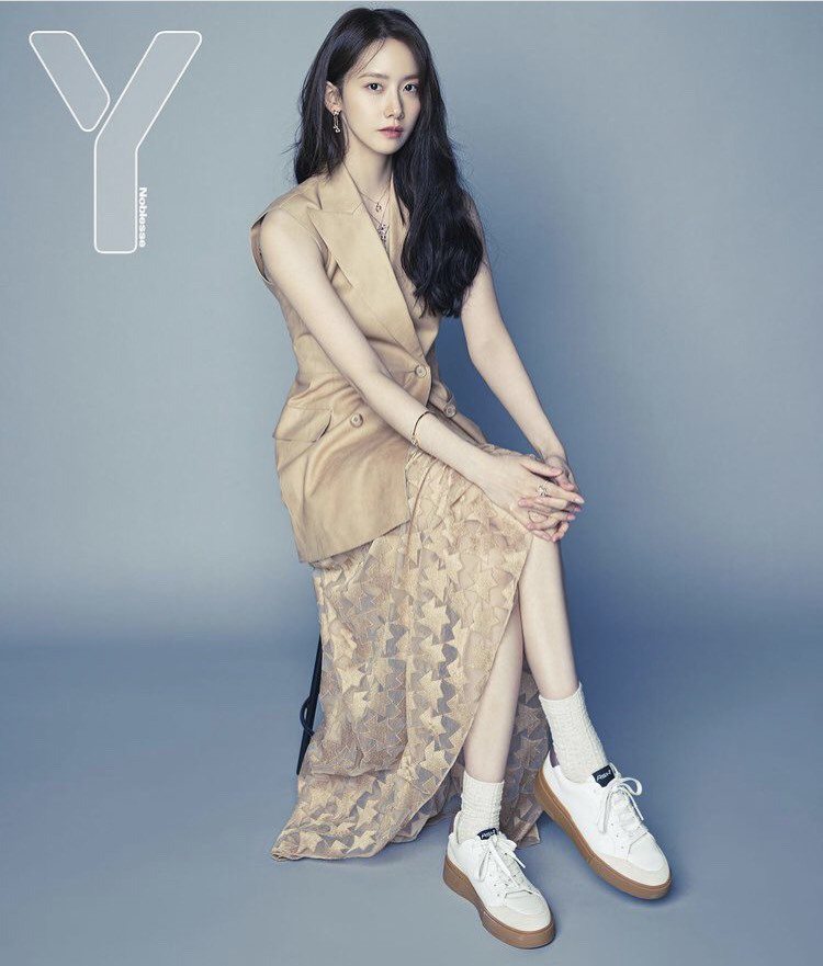 潤娥配戴寶格麗珠寶拍攝韓國雜誌大片。圖／取自IG @yoona__lim