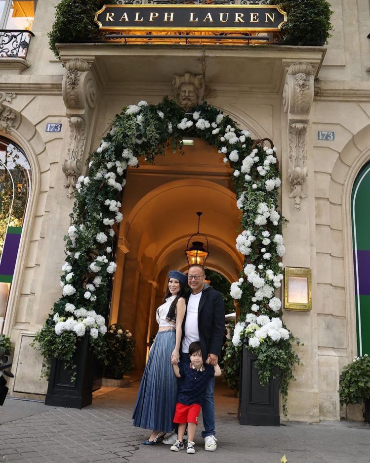 Christine Chiu每年7月4日在巴黎的Ralph Lauren餐廳用餐慶賀美國國慶，已成富豪之家的傳統。圖／取自IG