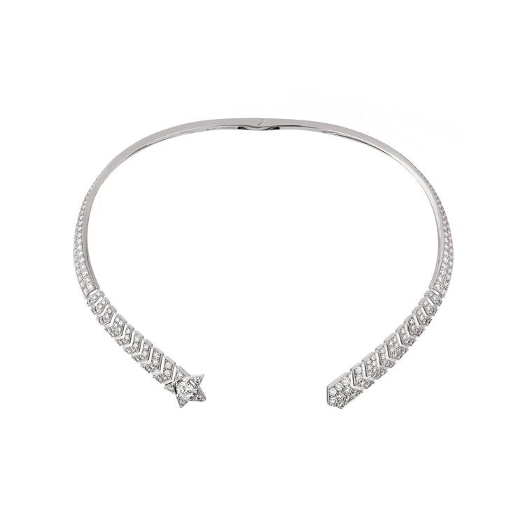 朴秀珠配戴的香奈兒高級珠寶Comète項鍊，18K白金鑲嵌鑽石。圖／香奈兒提供