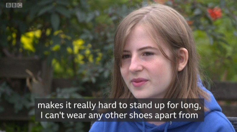 13岁青少女患「新冠脚趾」不能穿鞋行走。图／取自(photo:UDN)