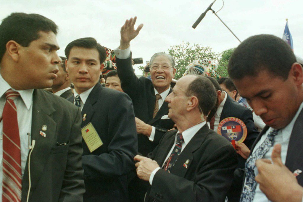 1997年李登輝再度出訪巴拿馬，參加國際運河會議。 圖／美聯社