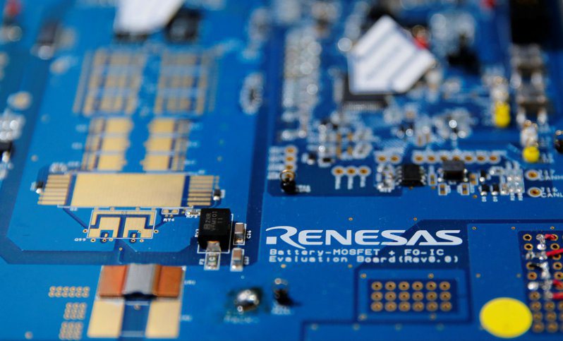 全球微控制器（MCU）龍頭日商瑞薩（Renesass）正式對客戶發出漲價通知，明年元月起再度調升報價。路透
