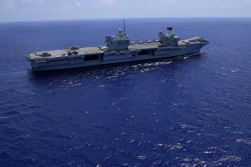 英國伊莉莎白女王號航空母艦今年5月22日啟程開往印太地區，7月27日穿過麻六甲海峽進入南海。美聯社