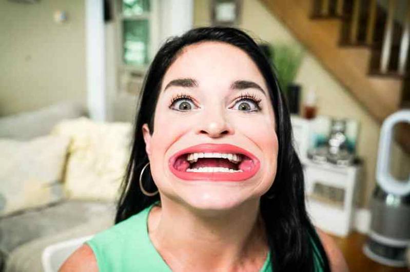 美国网红Samantha Ramsdell近日被金氏世界纪录认证为「全球嘴巴最大女性」。图撷自(photo:UDN)